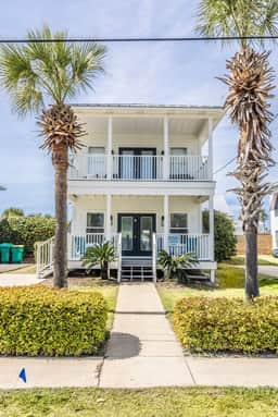 Casa Del Mar